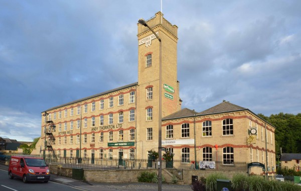 Victoria Mills, Greetland